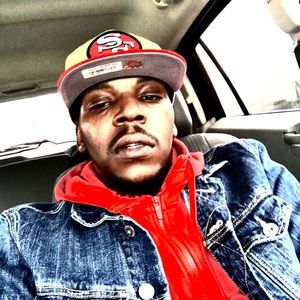 Meet your Posher, Deangelo